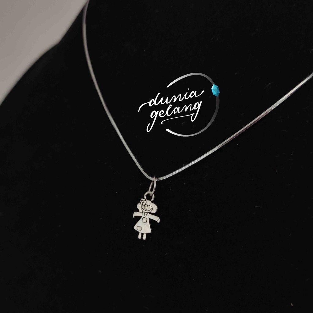 Kalung Titanium Girl Liontin Silver Anti Karat Tidak Luntur Tahan Air Wanita Pria
