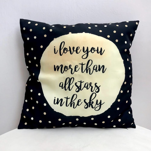 Sarung bantal. Kado valentine
