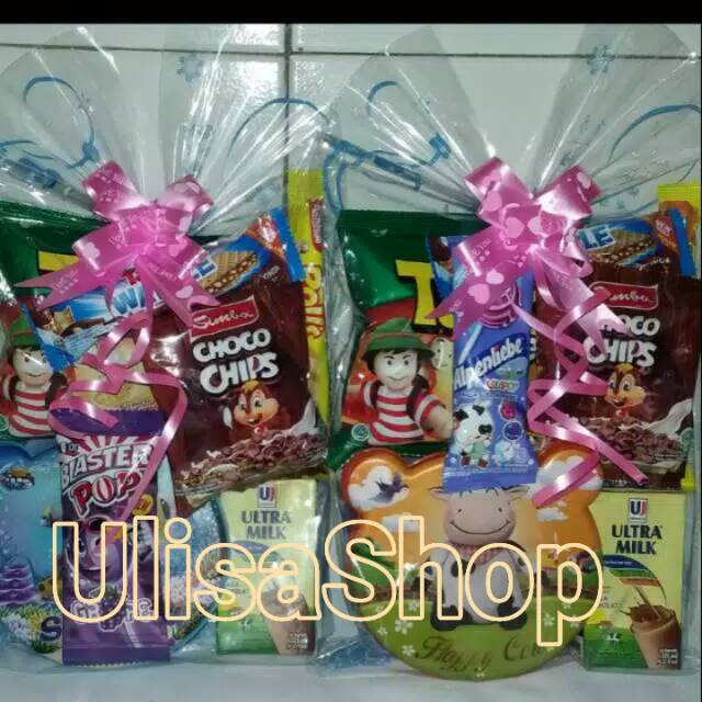 

Paket 1 Snack Ultah Plus Souvenir