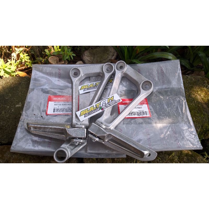 Postep footstep foot step cbr k45 cbr150 ori 50715-k45-N00 50725-k45-N00