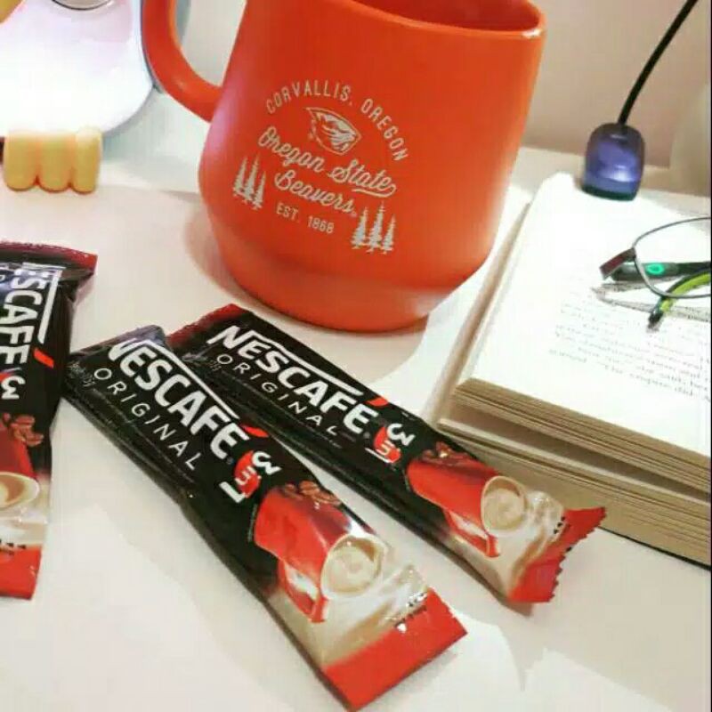 

Kopi Ala Cafe Coffe Nescafe 3in1 Original 1 Kotak Isi 10 sachet