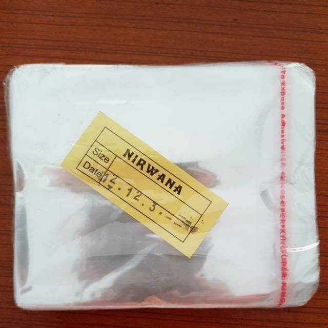 

Plastik OPP Lem 12×12 cm