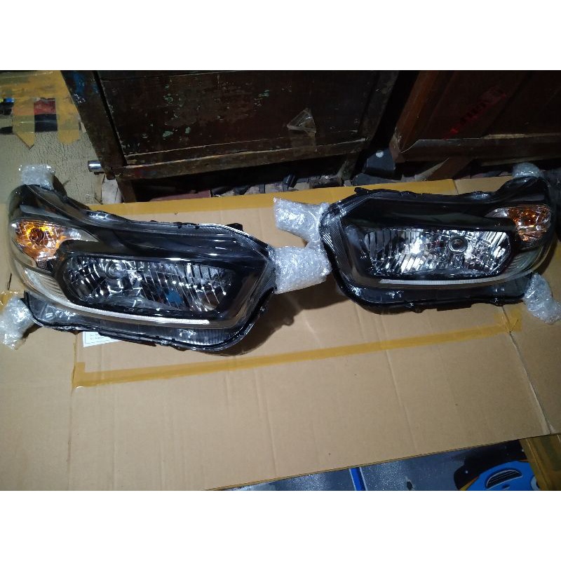 Headlamp Brio/Mobilio Facelift Smoke atau chrome