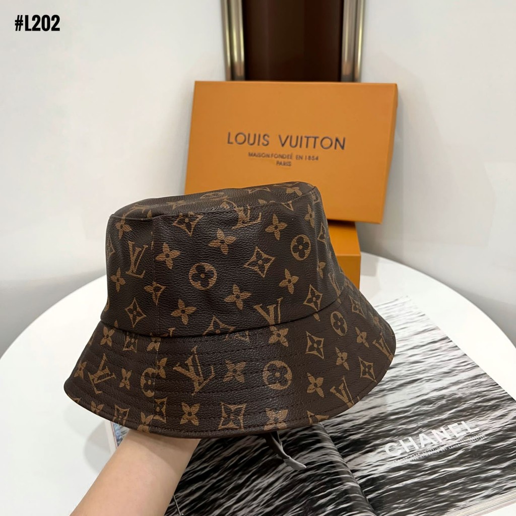 TOPI Monogram Leather Cap Hat One Size L202