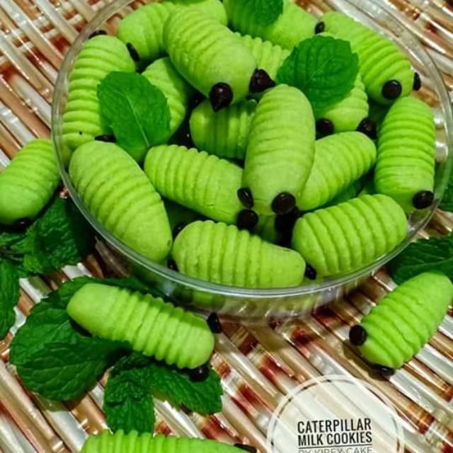 

Caterpilar milk cookies pandan