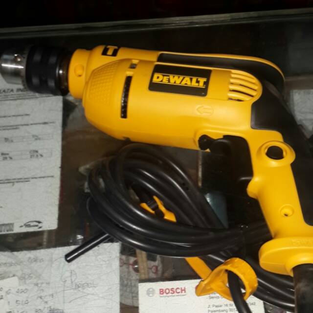 Mesin Bor 13mm DW 024 Dewalt