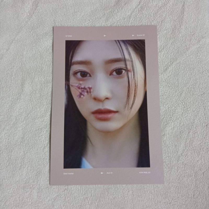 IZ*ONE - Minju One Reeler album Scene #1 Cover Postcard Photocard PC