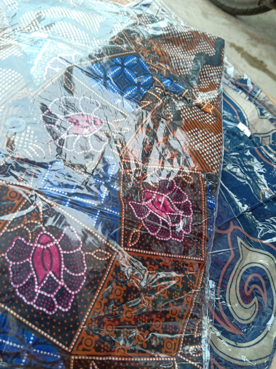 Kemeja Batik Pria Print Masa Kini M L Xl