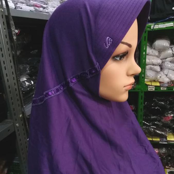 35 Trend Terbaru Kerudung Warna  Ungu  Lavender  Tricia 