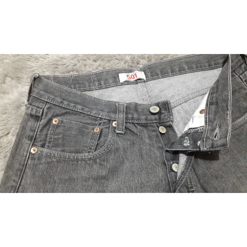 Celana Jeans Levi's 501 second original