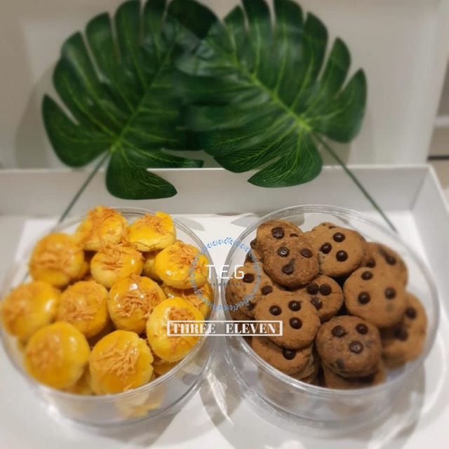 

PAKET KUE NASTAR DAN COOKIES