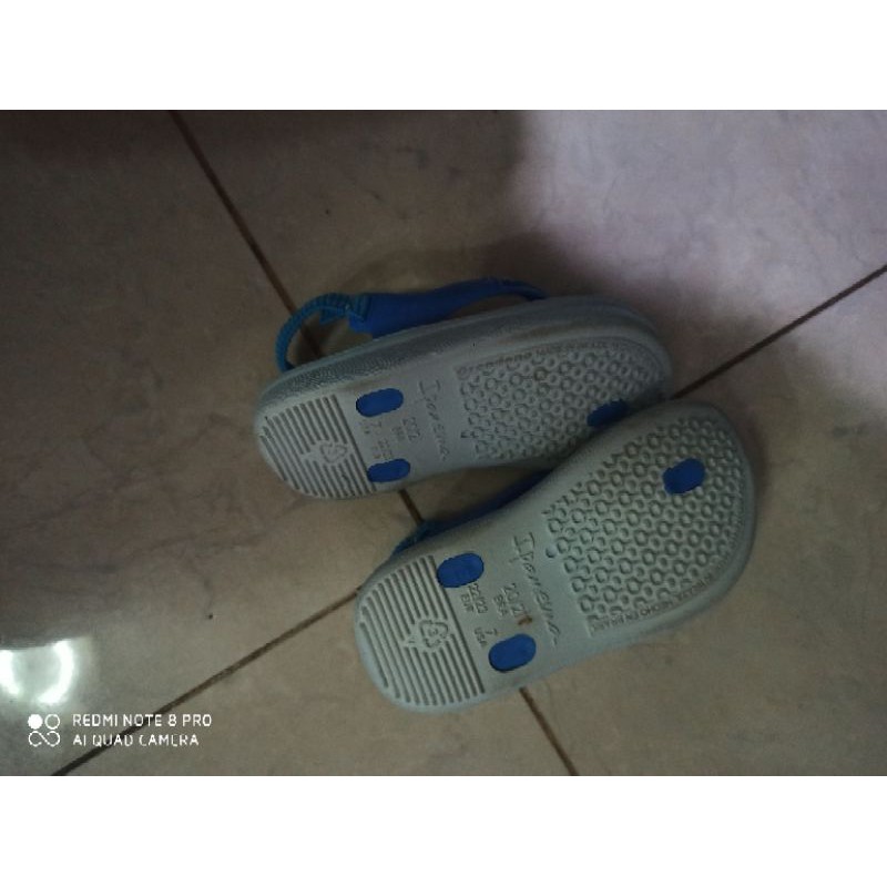 sandal jepit anak ipanema