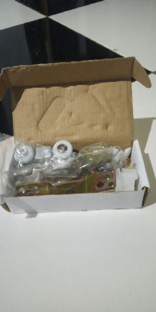 Set Roda Sliding Pintu Geser Kapasitas 80 Kg Husky 280 Sliding Set