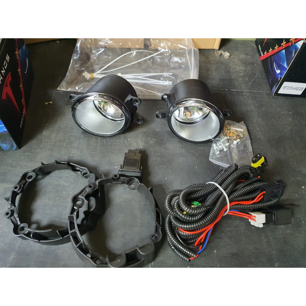 Fog lamp Lampu Kabut Mobil Avanza Xenia New Vvti 2007 - 2011 Kaca