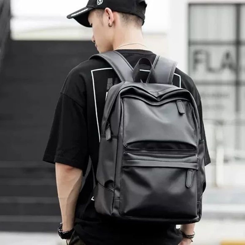 ZRA MAN LEATHER BACKPACK