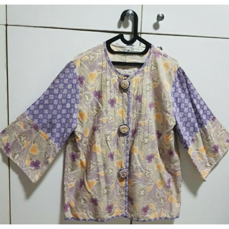 Blouse Batik Butik
