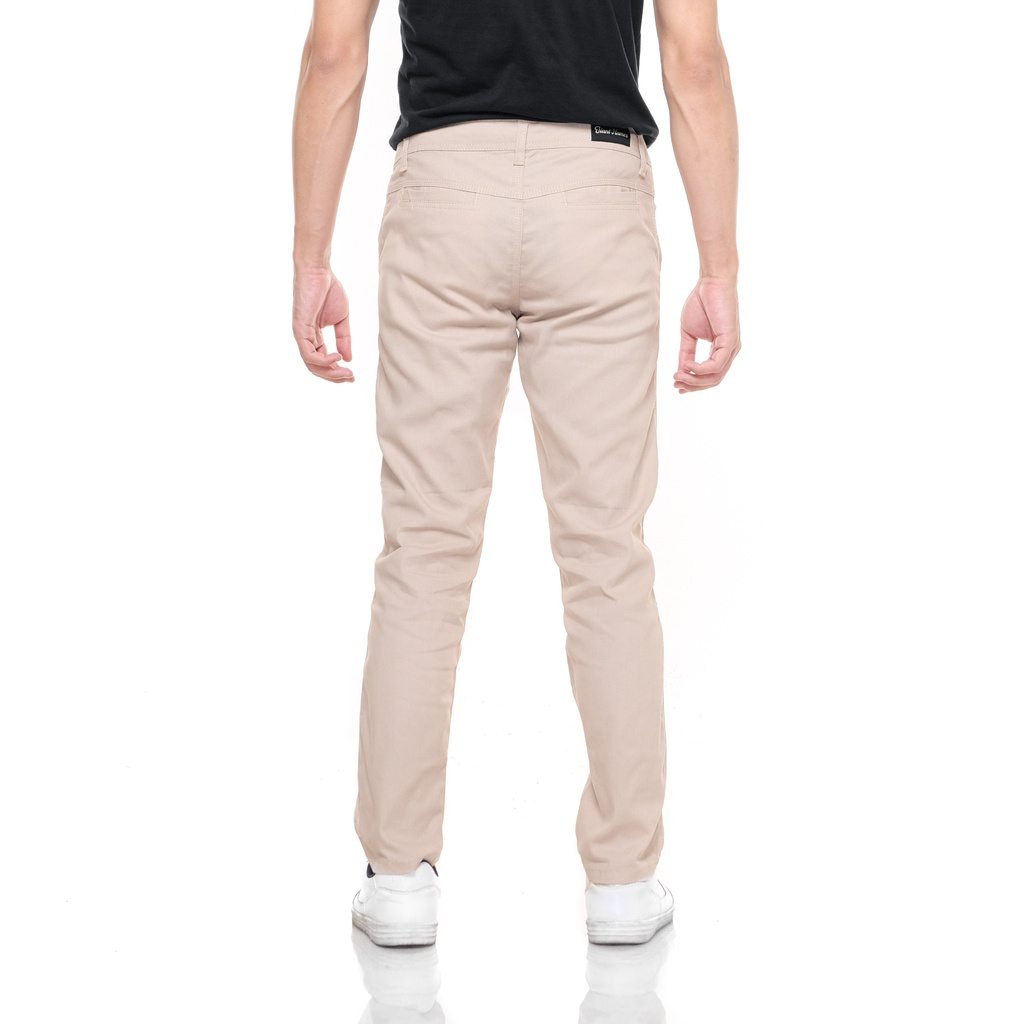 Dottore Cream | Celana Panjang Chino Hitam Pria Cowok Basic Chino Pants | FORIND x Giant Flames