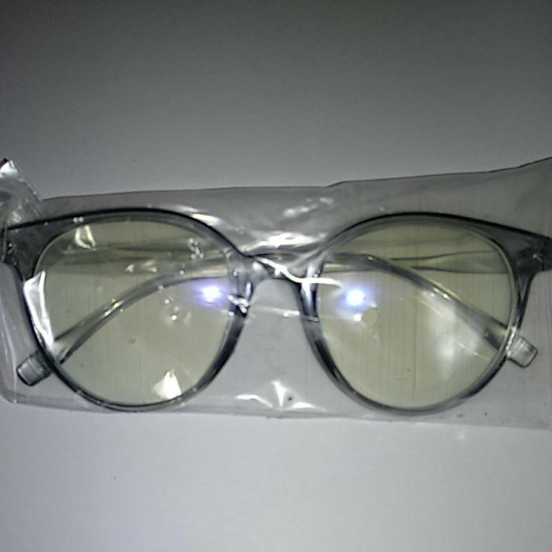 Kacamata Fashion Anti Radiasi / Sunglasses Frame+bubble wrap