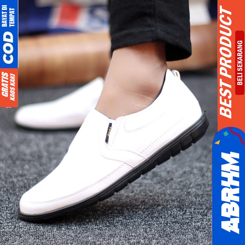 Abrhm Kaijin - Sepatu Slip On Pria Casual Hitam