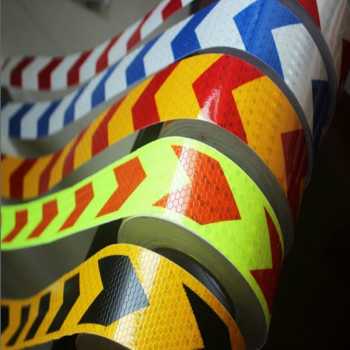 Sticker Marker Mobil Truk Arrow 5cm 3 Meter Reflective / Stiker Mobil Truk Memantulkan Cahaya Sticker Marker Mobil Truk Arrow 5cm 3 Meter / Sticker Menyala Malam Hari Dalam Gelap Stiker Reflektif Mobil Sticker Warning Peringatan Truk Marker Warning Strip