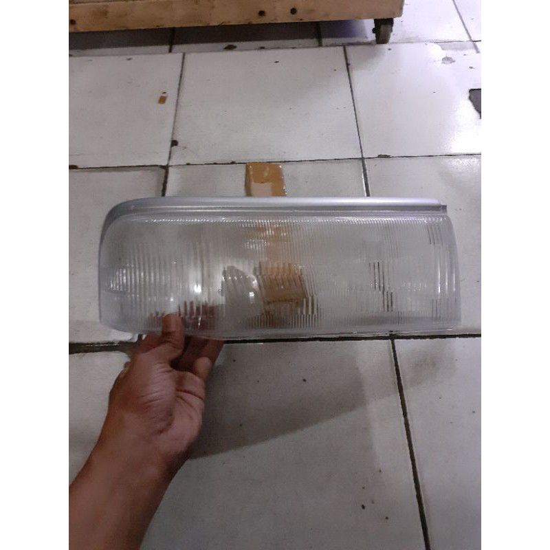 mika lampu depan Suzuki carry Futura