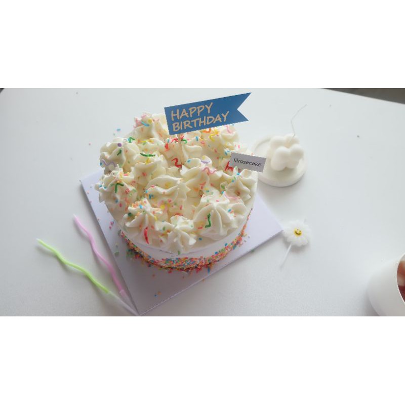 

Bento Cake bogor / Lunchbox cake bogor