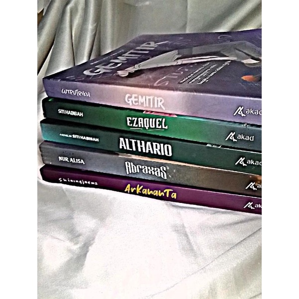 NOVEL GEMITIR/EZAQUEL/ALTHARIO/ABRAXAS/ARKANANTA [PRELOVED]