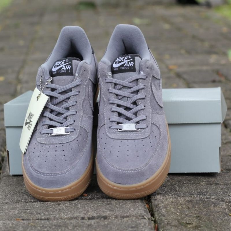 Sepatu Air Force 1 Low Grey Sol Gum High Quality / Sneakers Pria