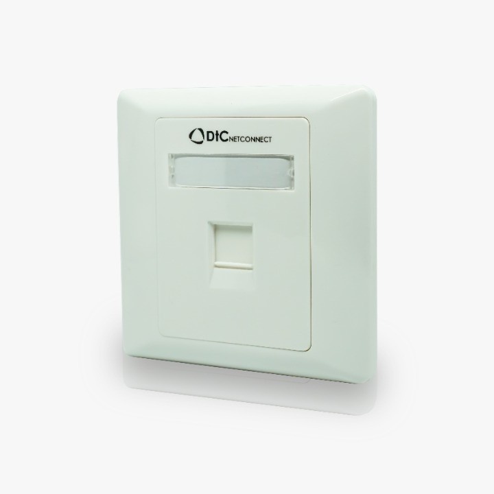 Faceplate British 1 Port - DtC Netconnect