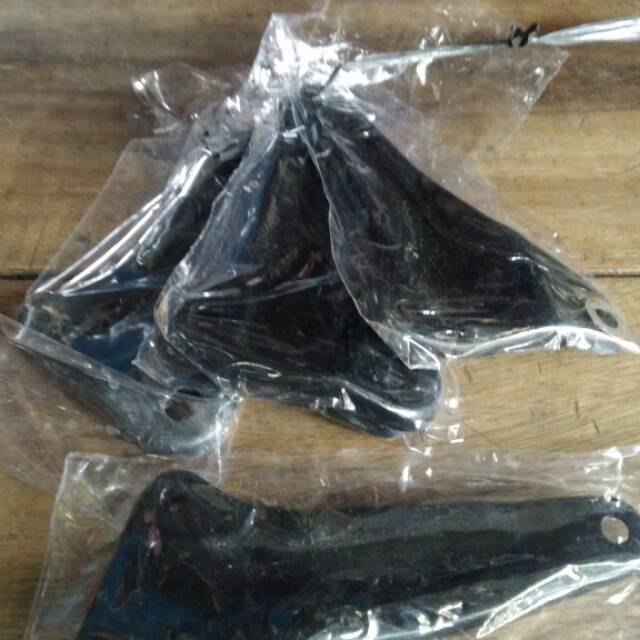 Pangkon knalpot c70 /supra/grand