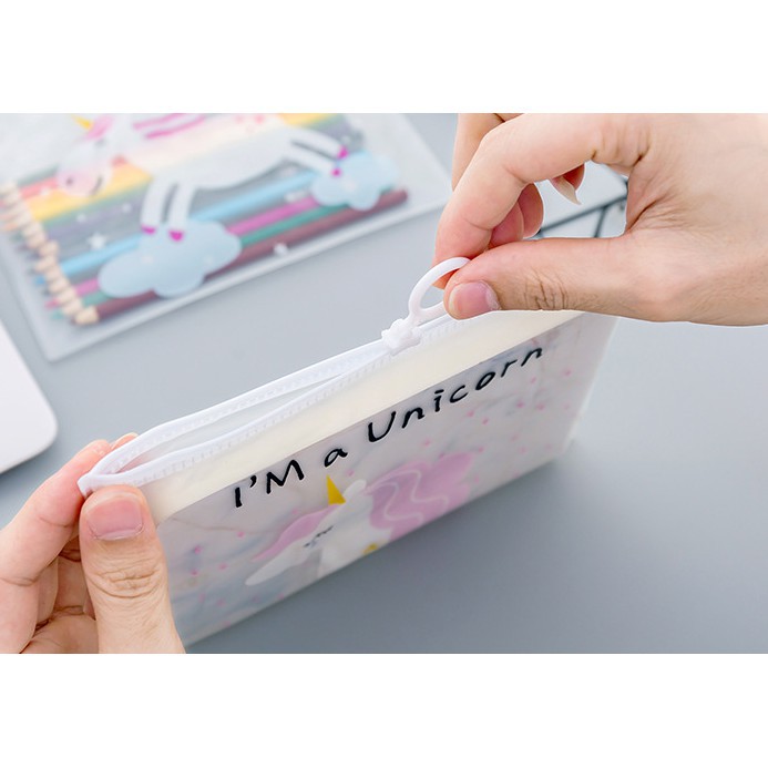 

SMILE STATIONERY 2019 - Tempat ATK Pensil Pena Unicorn 322
