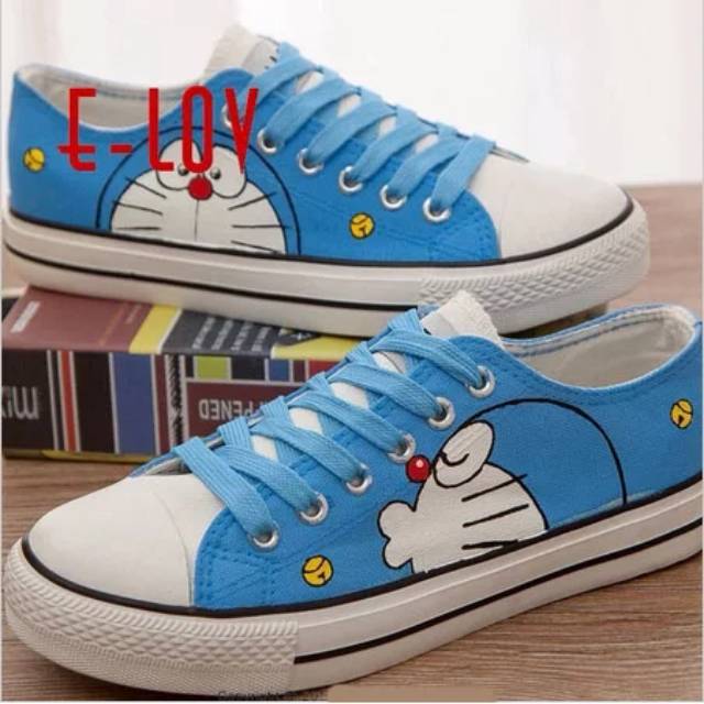Sepatu Lukis Doraemon Head 8