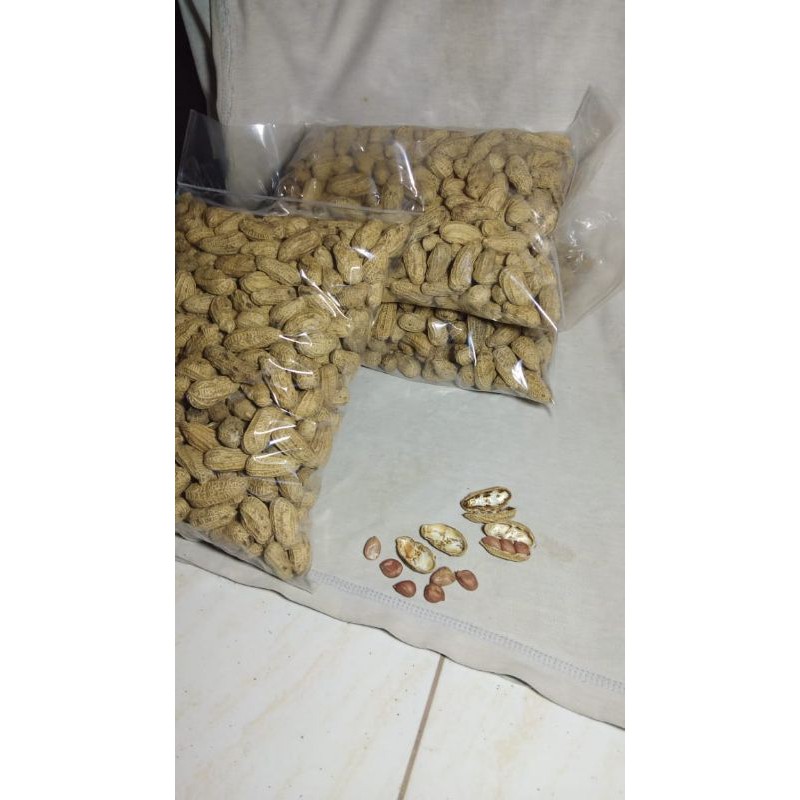 

kacang goreng mbendho