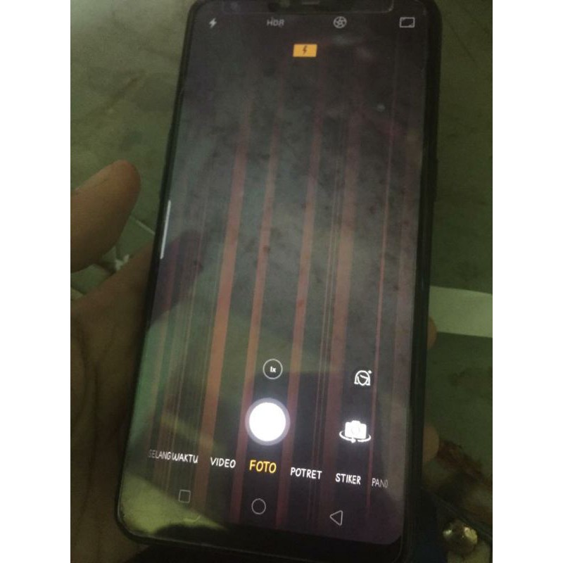 Oppo A3s bekas. minus lcd bergaris