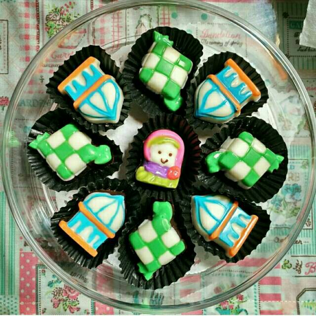 

Coklat karakter cocok untuk hantaran lebaran