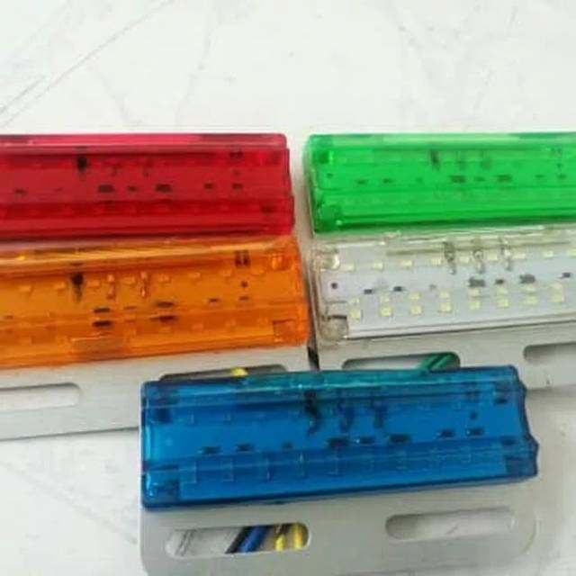 Lampu LED Boks Truk 24Volt 26 LED