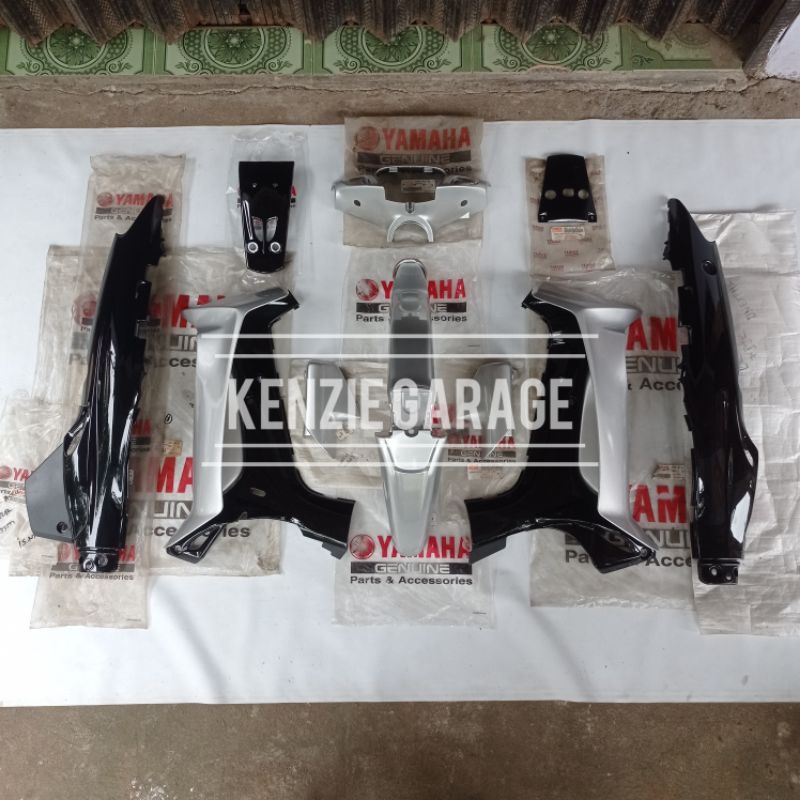 Cover Body Full Set Fullset F1ZR FIZR Silver Hitam Original Asli YGP
