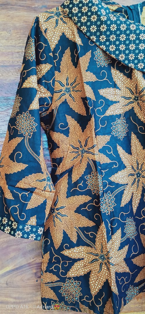 Batik Wanita Atasan Blouse Modern Model Kerah Besar Batik Kerja Wanita