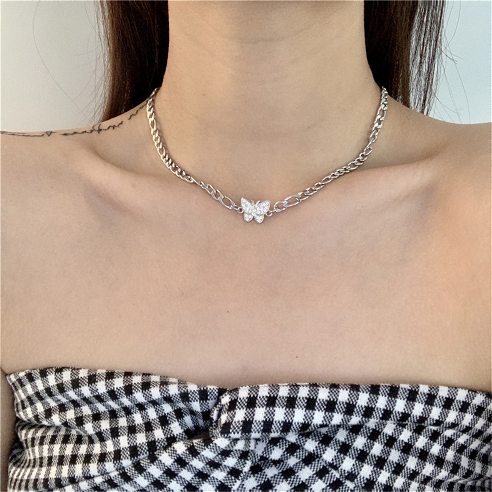 【COD Tangding】Diamond Butterfly Choker Light Luxury Small Crowd Slimmer Clavicle Necklace