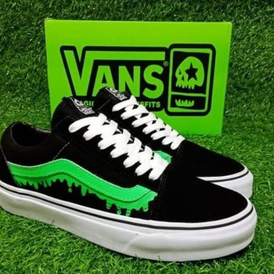 SEPATU VANS CASUAL OLD SCULL SEKOLAH motif lumer