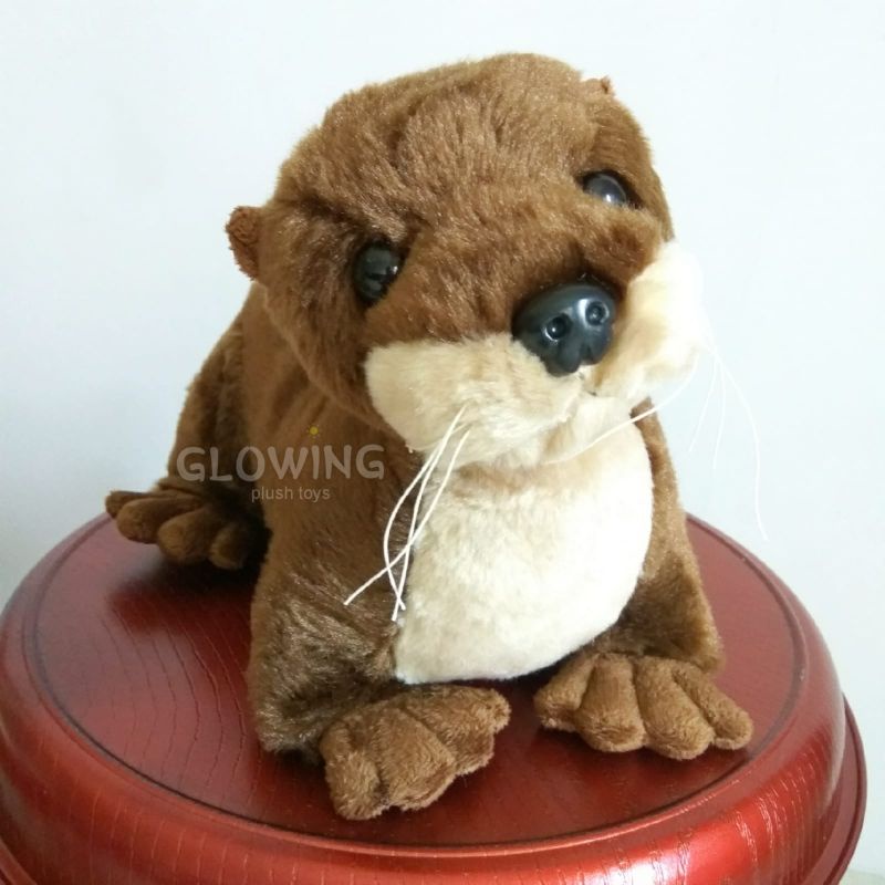 Boneka Otter berang berang