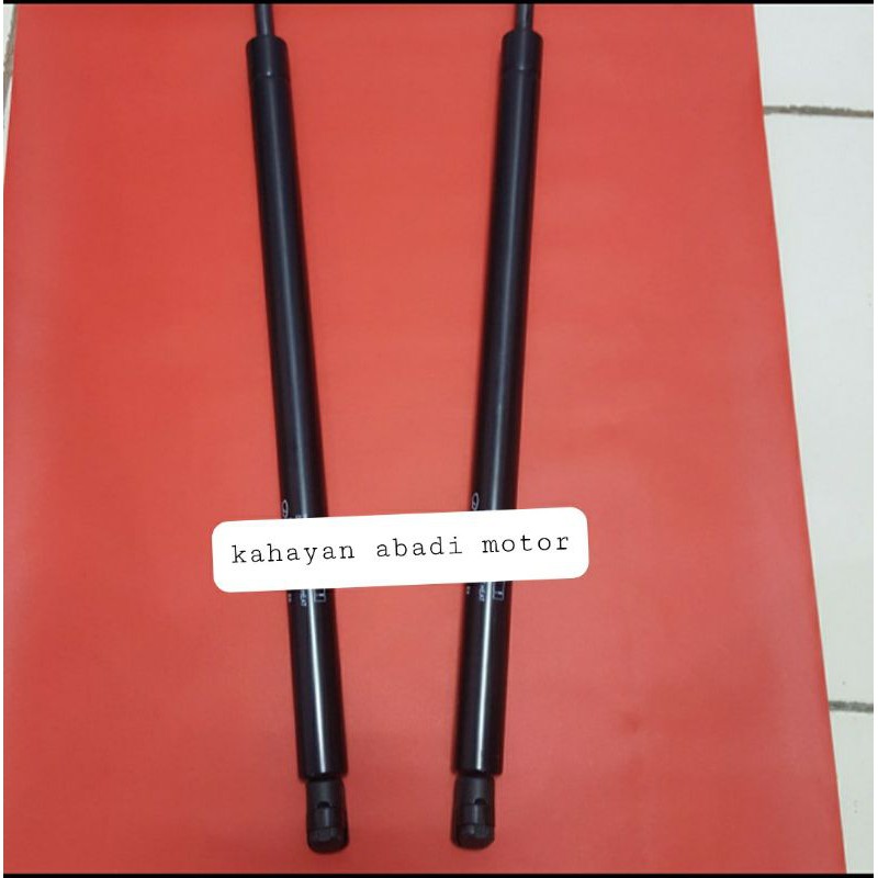 shock bagasi belakang brio