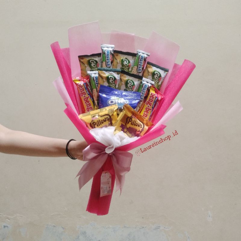 

buket snack hadiah wisuda buket snack hadiah ulang tahun buket snack murah