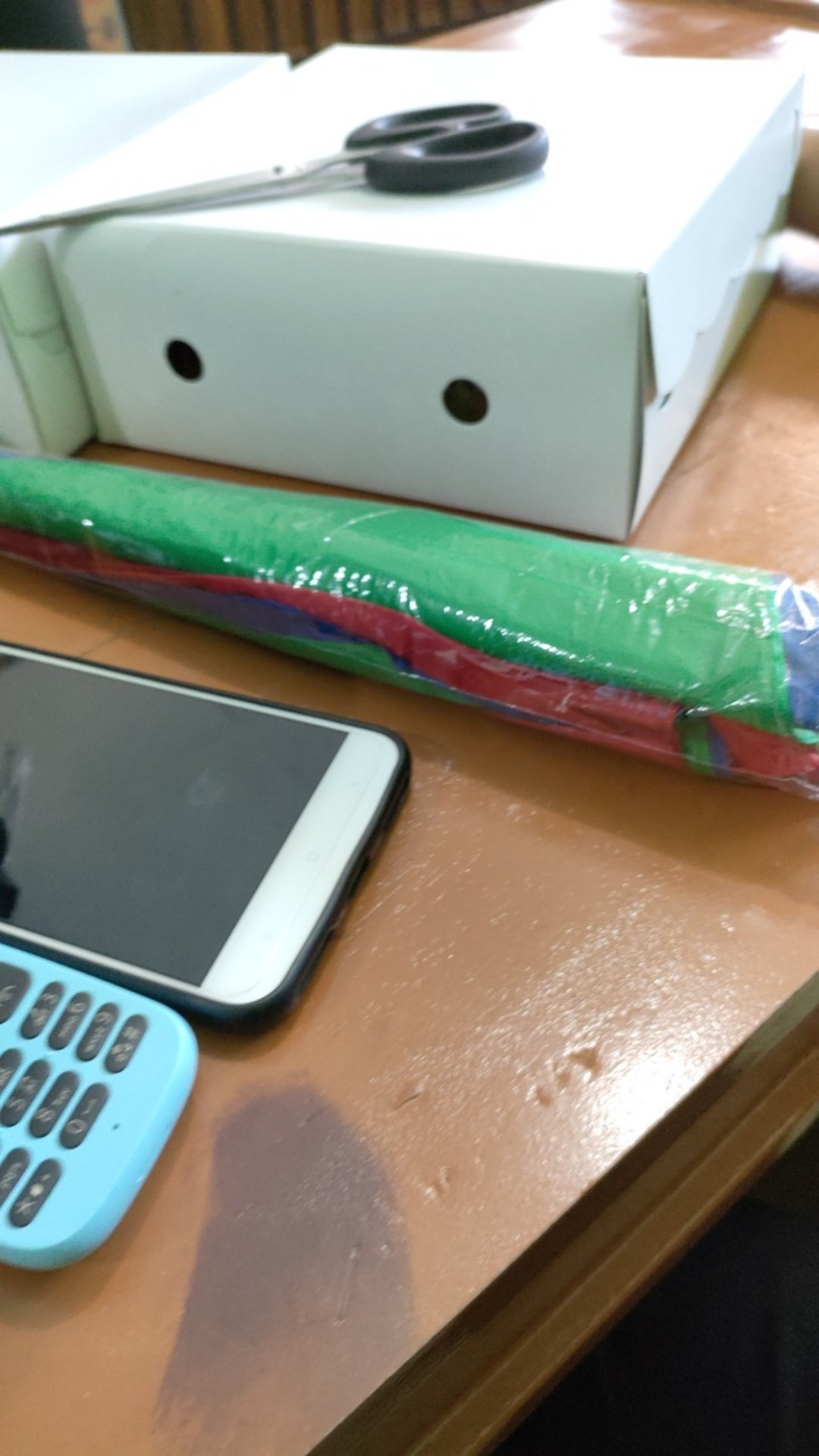 Payung Topi Besar Pelangi