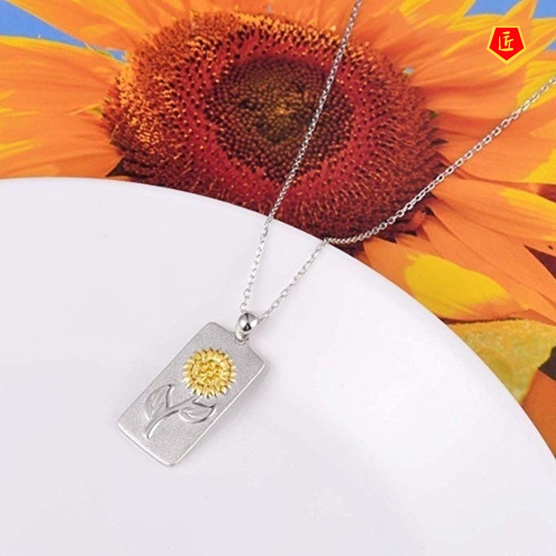 [Ready Stock]Sunflower Two-Tone Pendant Necklace European And American Simple All-Match