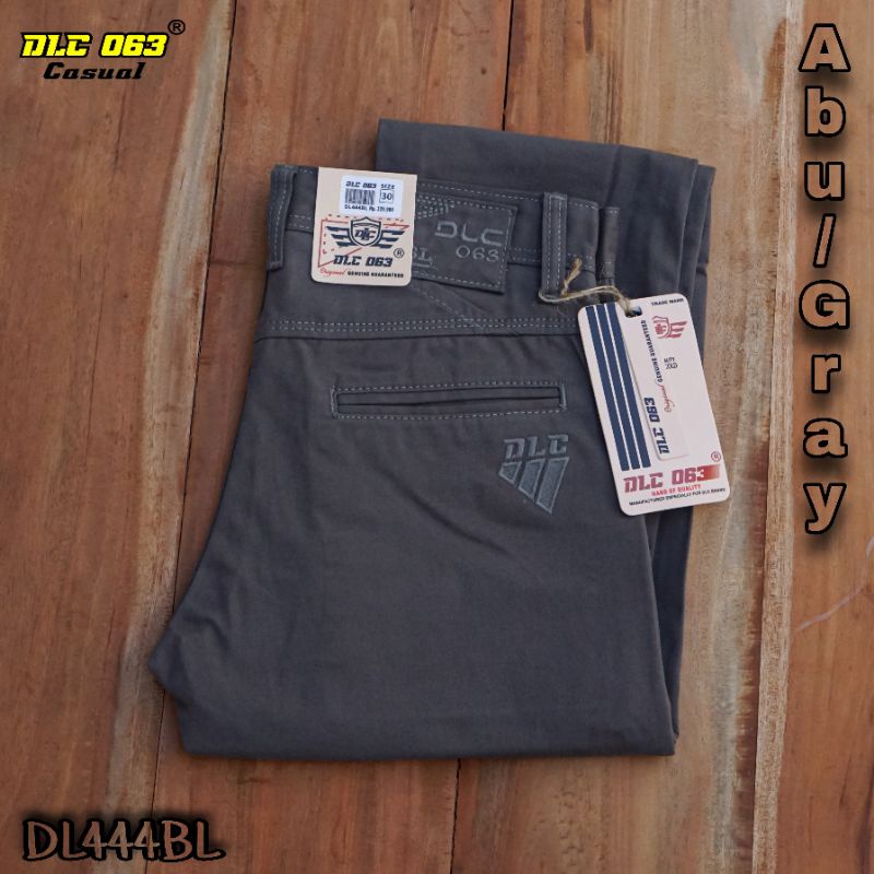 Celana panjang pria dlc original celana kanvas panjang dlc 063 standar fit