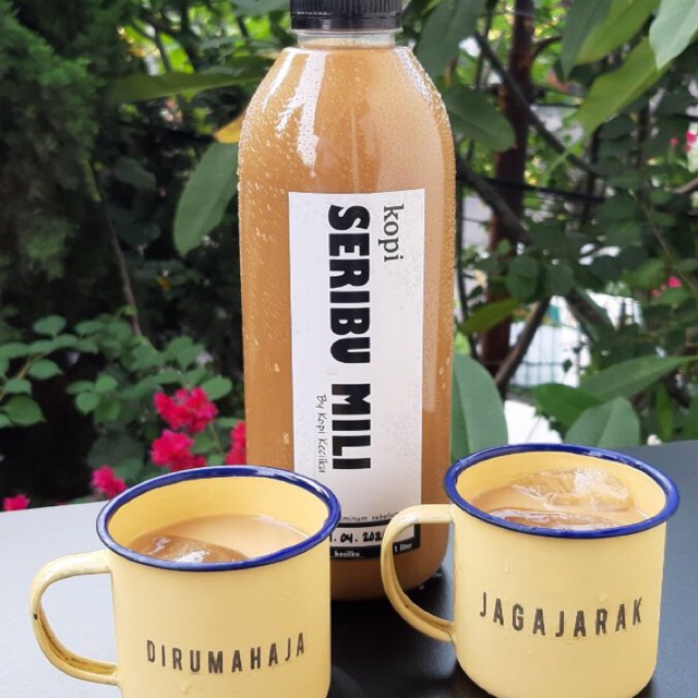 

Kopi Susu 1 L Seribu Mili + FREE 2 Enamel Mug