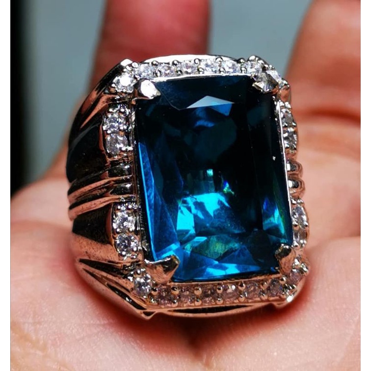 NATURAL BLUE TOPAS LONDON