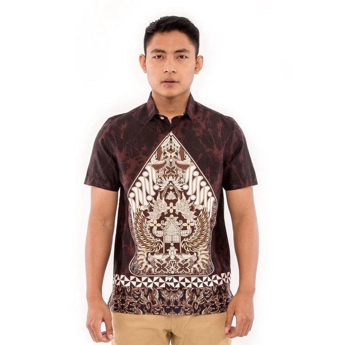 MOC Kemeja Batik Lengan Pendek Pria Modern Fit AMARTHA-BROWN