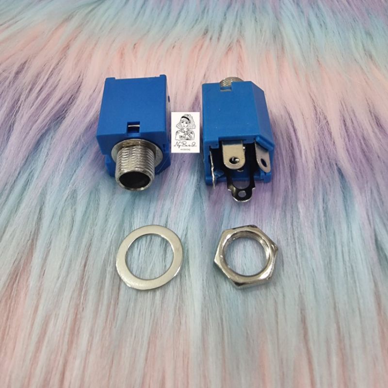 SOKET AKAI MONO - STEREO SOCKET SEGI BIRU